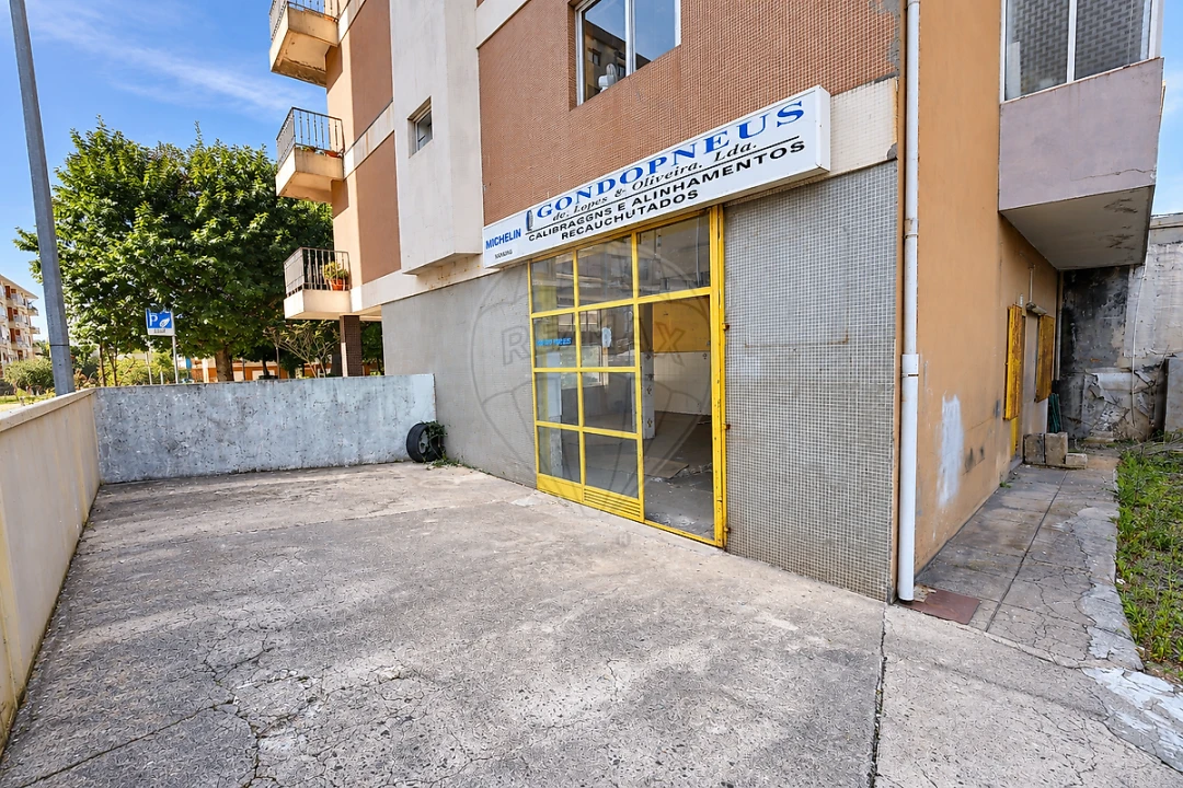 Loja para Venda em Gondomar (São Cosme), Valbom e Jovim Foto 34