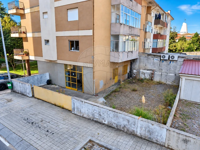Loja para Venda em Gondomar (São Cosme), Valbom e Jovim Foto 13