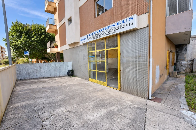 Loja para Venda em Gondomar (São Cosme), Valbom e Jovim Foto 34