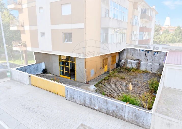 Loja para Venda em Gondomar (São Cosme), Valbom e Jovim Foto 8