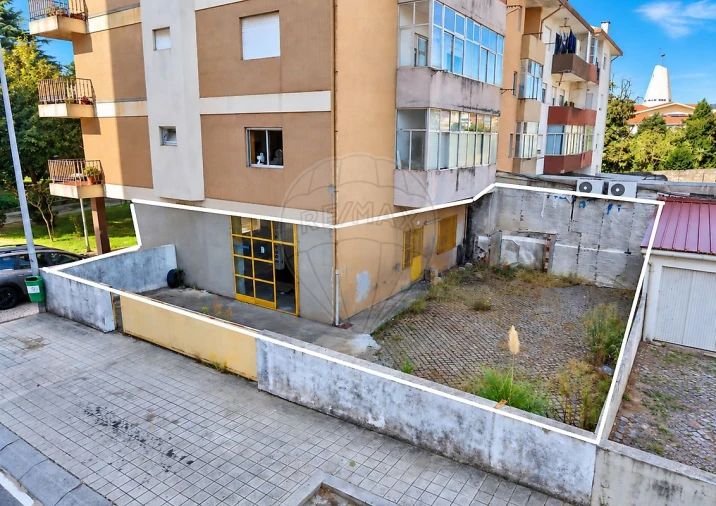 Loja para Venda em Gondomar (São Cosme), Valbom e Jovim Foto 4