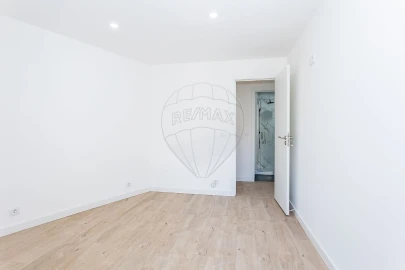 Apartamento T2 para Venda em Mina de Água