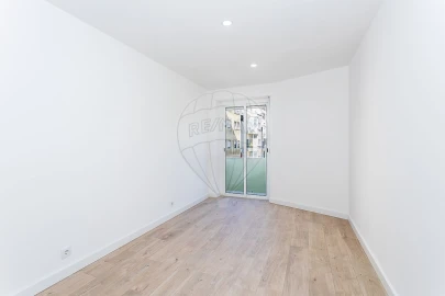 Apartamento T2 para Venda em Mina de Água