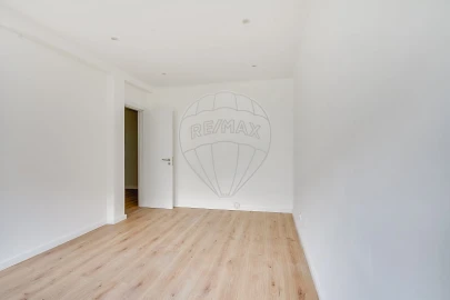 Apartamento T2 para Venda em Mina de Água
