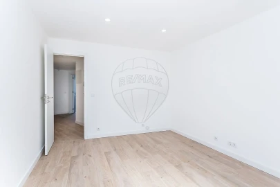 Apartamento T2 para Venda em Mina de Água