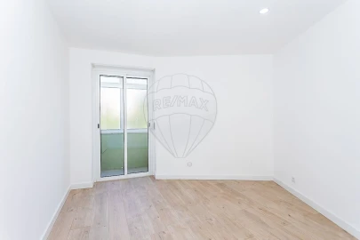 Apartamento T2 para Venda em Mina de Água