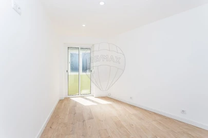 Apartamento T2 para Venda em Mina de Água