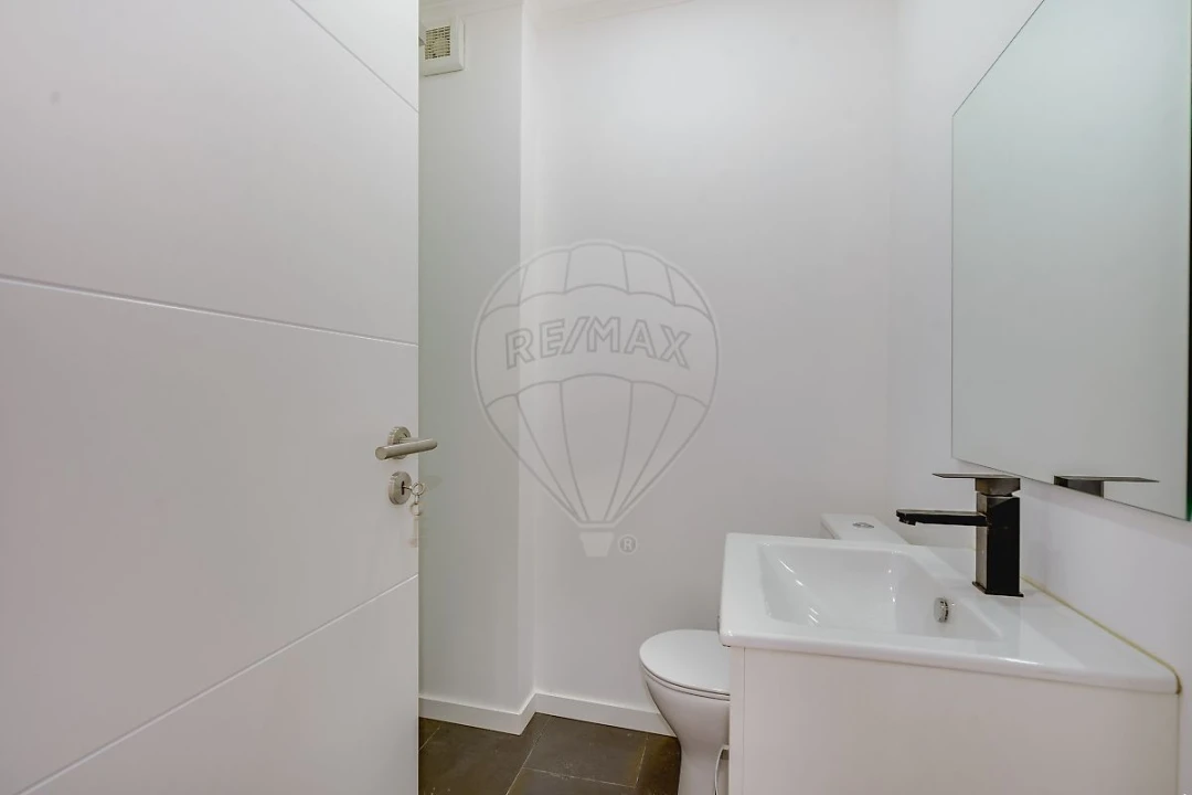 Apartamento T2 para Venda em Mina de Água Foto 1