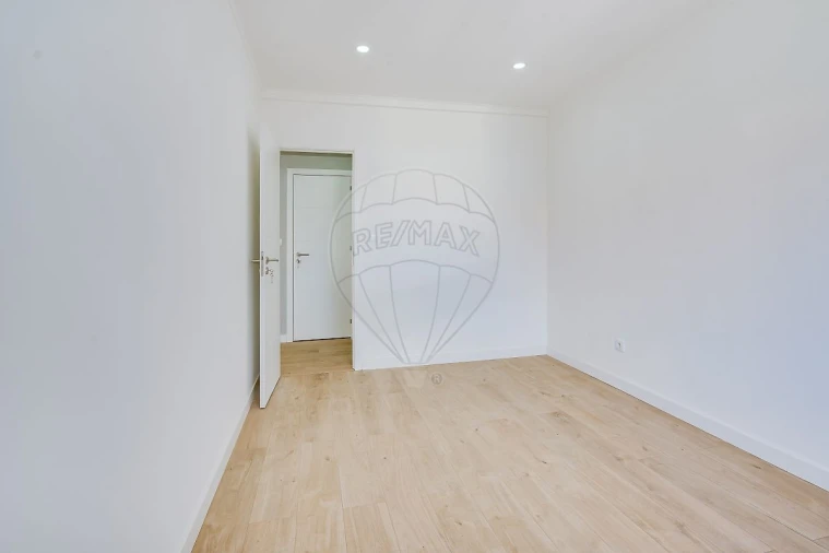 Apartamento T2 para Venda em Mina de Água Foto 6