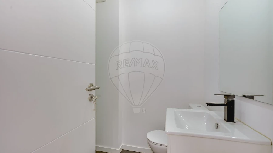Apartamento T2 para Venda em Mina de Água