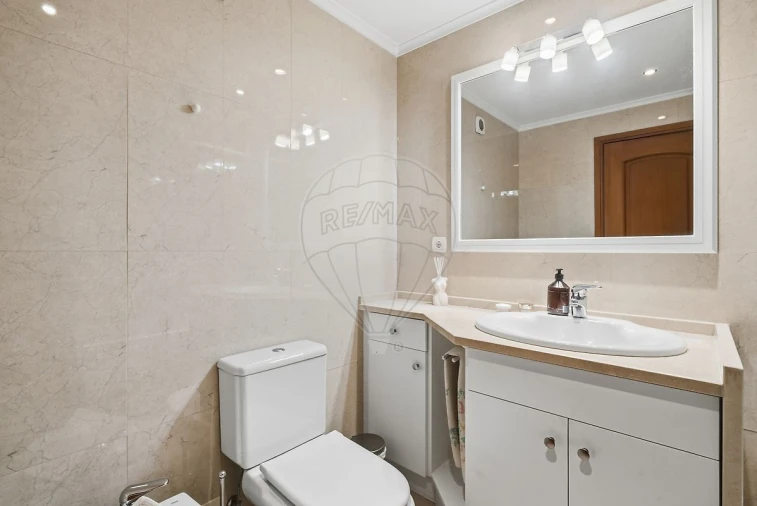 Apartamento T3 para Venda em Oeiras e São Julião da Barra, Paço de Arcos e Caxias Foto 14