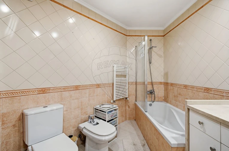 Apartamento T3 para Venda em Oeiras e São Julião da Barra, Paço de Arcos e Caxias Foto 16