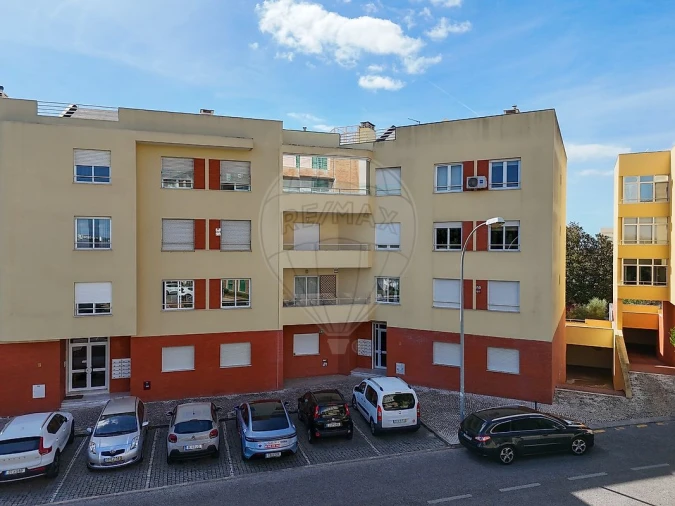 Apartamento T3 para Venda em Oeiras e São Julião da Barra, Paço de Arcos e Caxias Foto 3