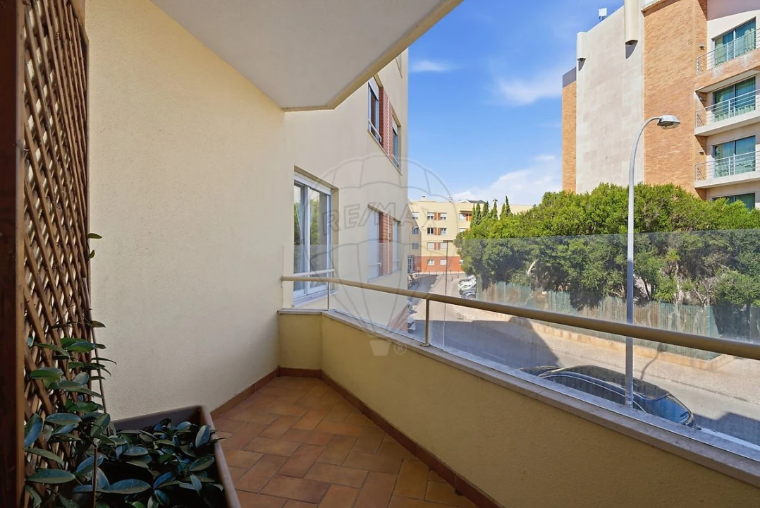 Apartamento T3 para Venda em Oeiras e São Julião da Barra, Paço de Arcos e Caxias Foto 9