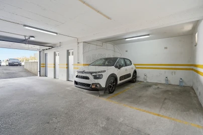 Apartamento T3 para Venda em Marvila, Ribeira Santarém, São Salvador, São Nicolau