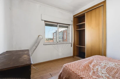 Apartamento T3 para Venda em Marvila, Ribeira Santarém, São Salvador, São Nicolau