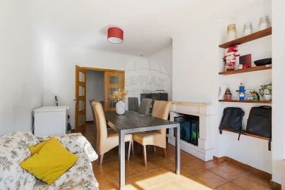 Apartamento T3 para Venda em Marvila, Ribeira Santarém, São Salvador, São Nicolau