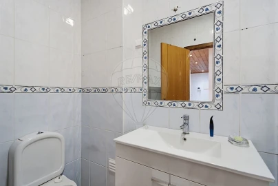 Apartamento T3 para Venda em Marvila, Ribeira Santarém, São Salvador, São Nicolau