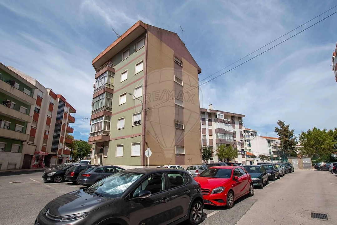 Apartamento T2 para Arrendamento em Alverca do Ribatejo e Sobralinho Foto 18