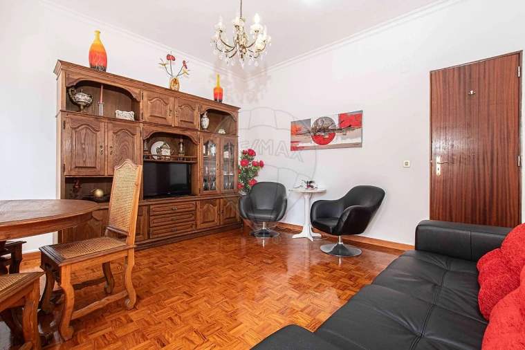 Apartamento T2 para Arrendamento em Alverca do Ribatejo e Sobralinho Foto 6