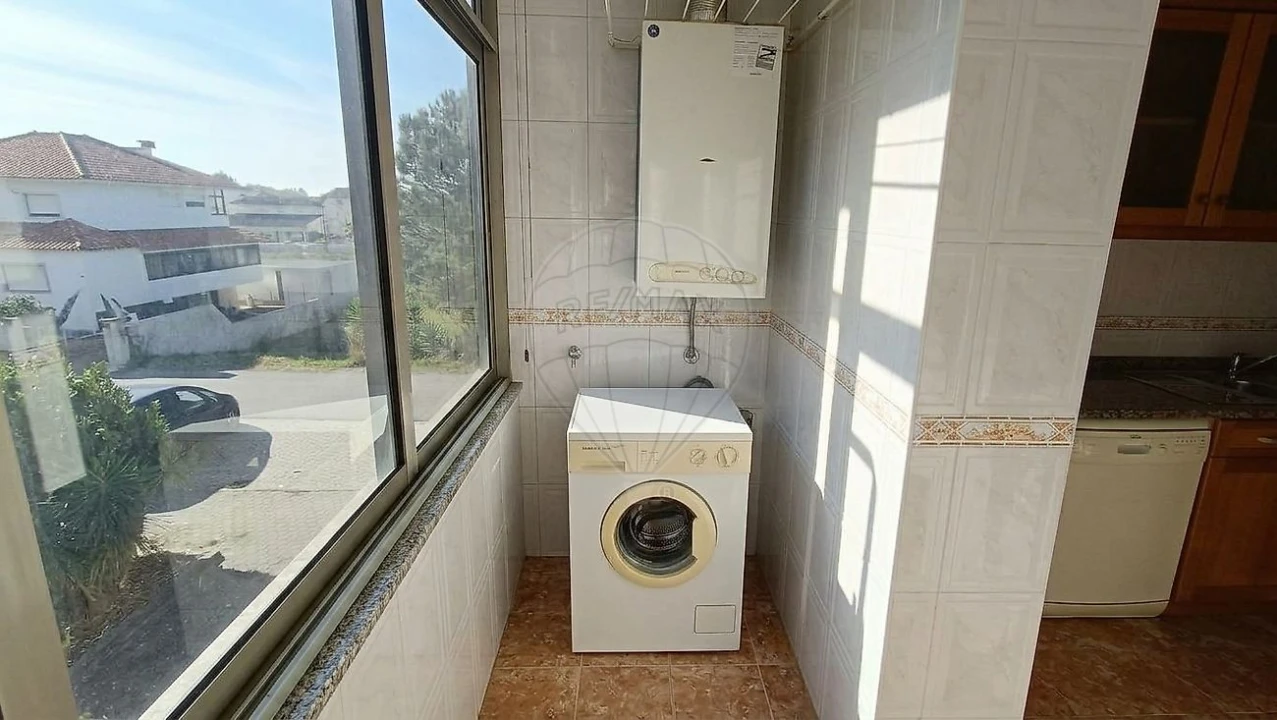 Apartamento T2 para Arrendamento em Ovar, São João, Arada e São Vicente de Pereira Jusã Foto 21