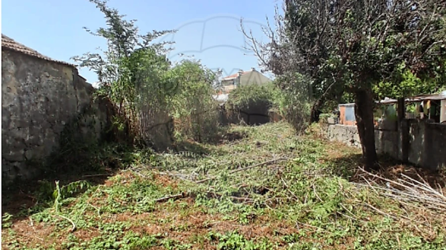 Terreno para Venda em São Mamede de Infesta e Senhora da Hora
