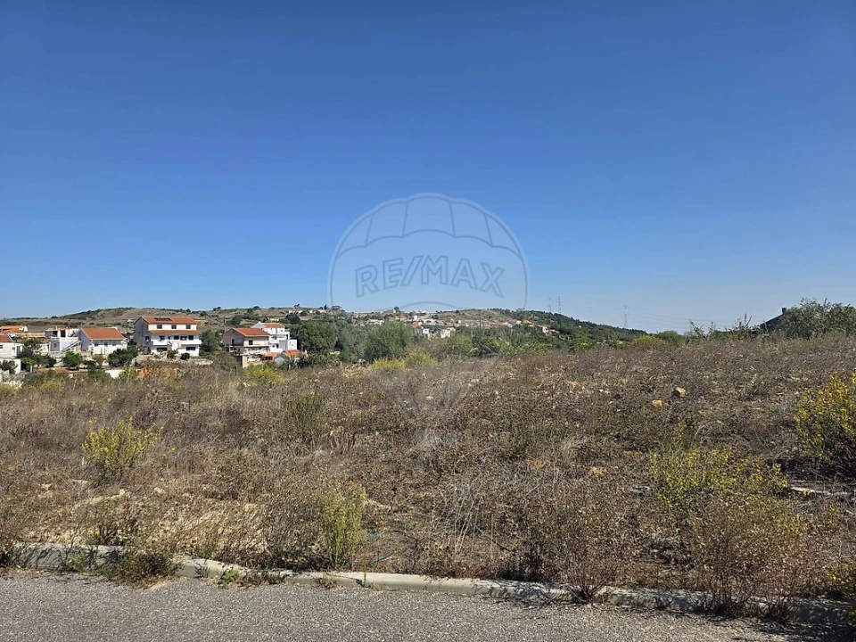 Terreno para Venda em Almargem do Bispo, Pêro Pinheiro e Montelavar Foto 2