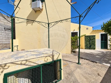 Moradia T3 para Venda em Longomel