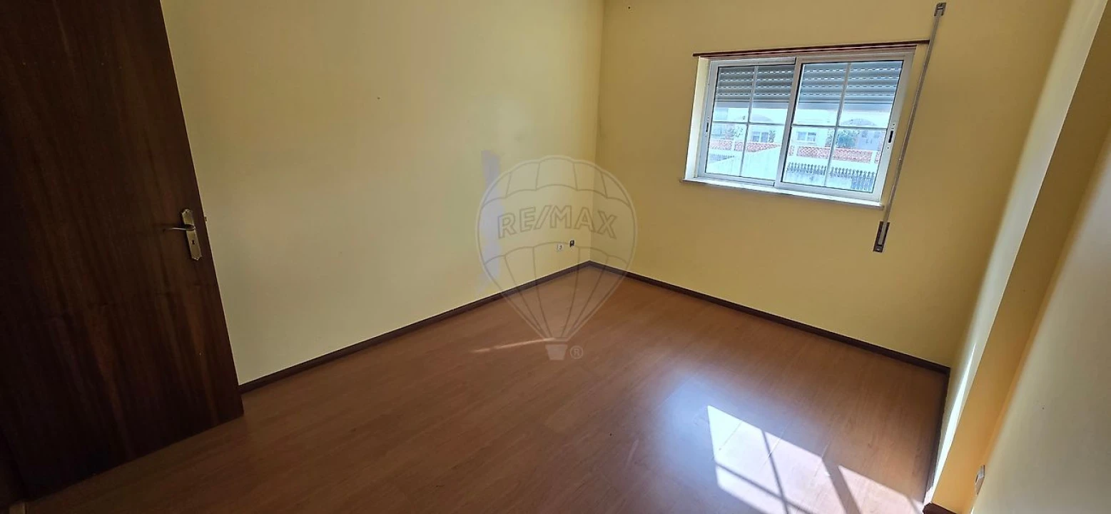 Moradia T3 para Venda em Moita Foto 15