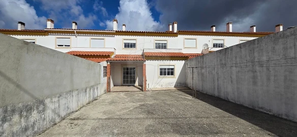 Moradia T3 para Venda em Moita