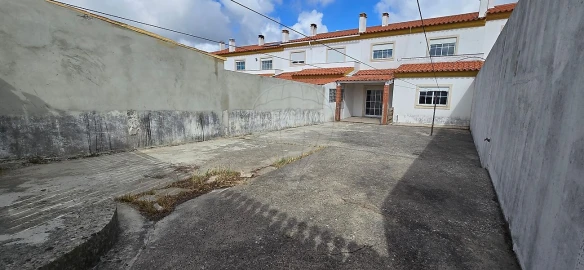 Moradia T3 para Venda em Moita