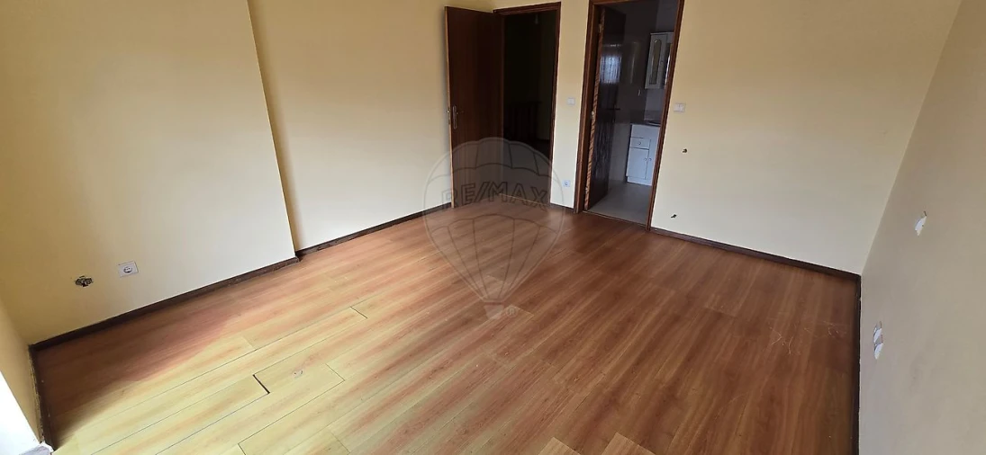 Moradia T3 para Venda em Moita Foto 17