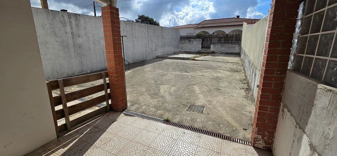 Moradia T3 para Venda em Moita Foto 26