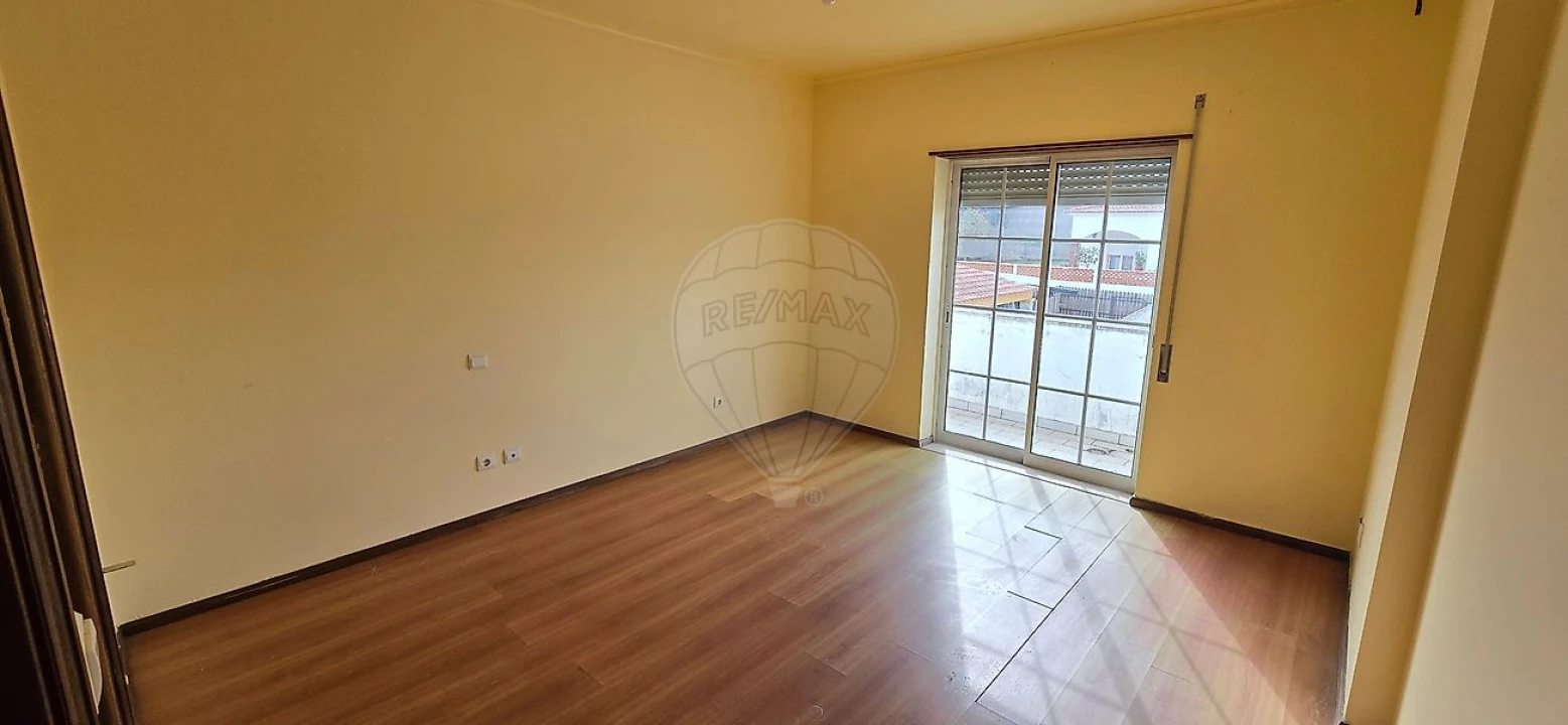 Moradia T3 para Venda em Moita Foto 19