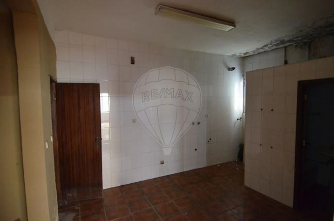 Prédio para Venda em Cedofeita, Santo Ildefonso, Sé, Miragaia, São Nicolau e Vitória Foto 24