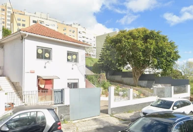 Moradia T4 para Venda em Odivelas