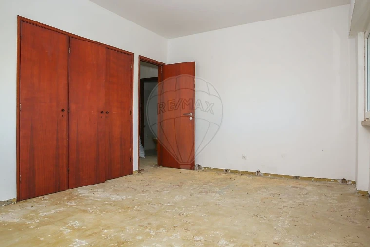 Apartamento T3 para Venda em Arruda dos Vinhos Foto 18