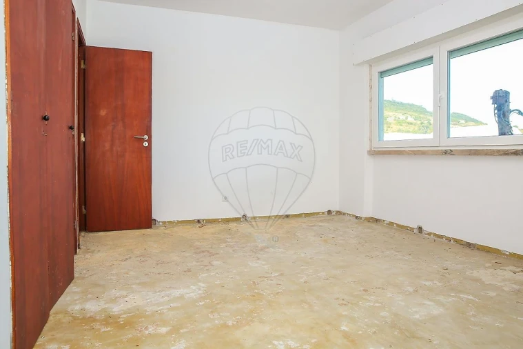 Apartamento T3 para Venda em Arruda dos Vinhos Foto 23