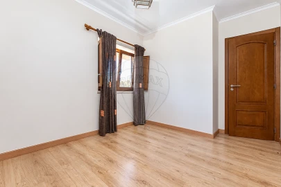 Moradia T3 para Venda em Vale do Paraiso