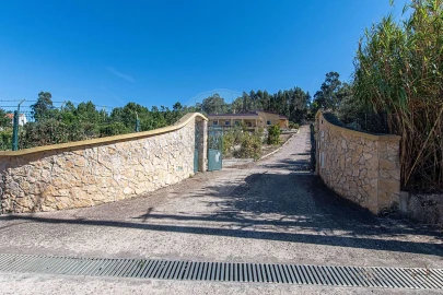 Moradia T3 para Venda em Vale do Paraiso