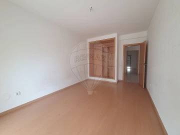 Apartamento T4 para Venda em Pinhal Novo