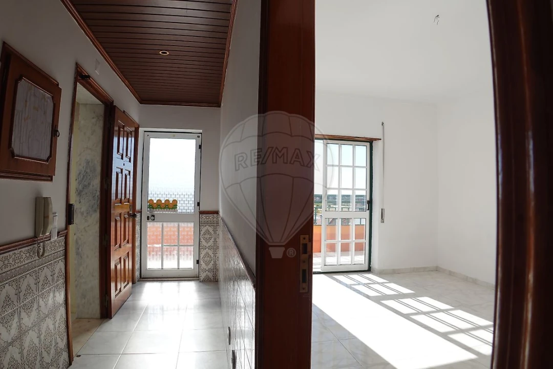 Apartamento T3 para Venda em Pinhal Novo Foto 19