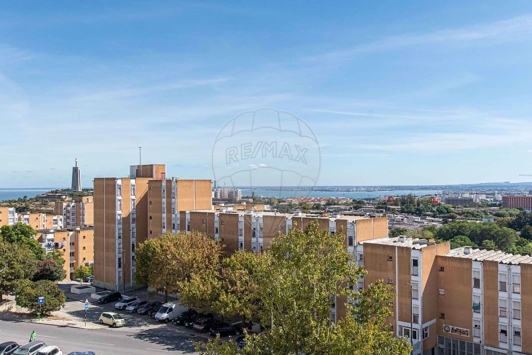 Apartamento T3 para Venda em Caparica e Trafaria Foto 20