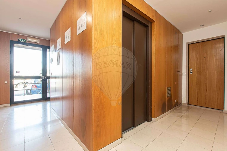 Apartamento T3 para Venda em Caparica e Trafaria Foto 23