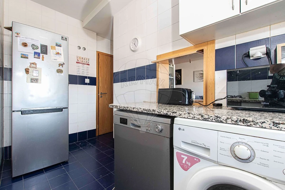 Apartamento T3 para Venda em Caparica e Trafaria Foto 9