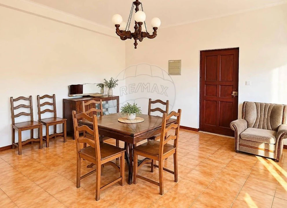 Moradia T3 para Arrendamento em Peso da Régua e Godim Foto 9