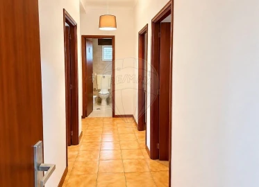 Moradia T3 para Arrendamento em Peso da Régua e Godim