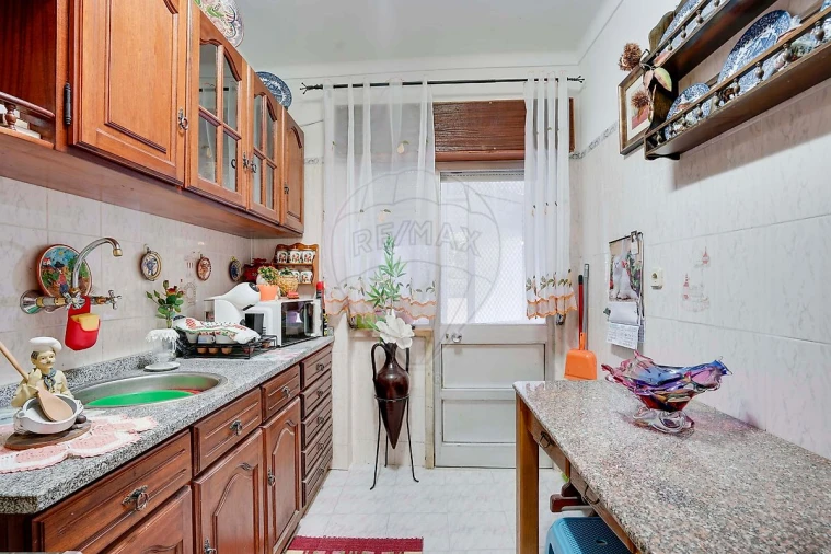 Apartamento T3 para Venda em Alverca do Ribatejo e Sobralinho Foto 10