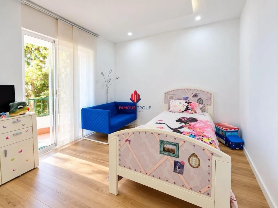 Apartamento T3 para Venda em Portimão Foto 6