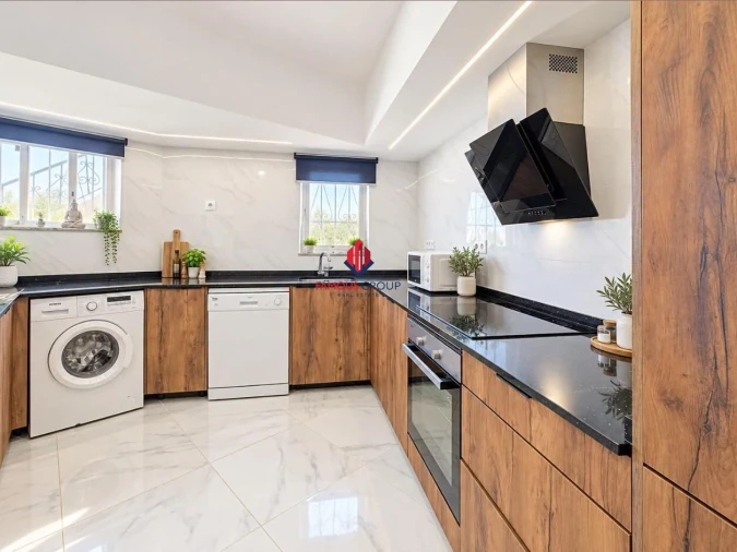 Apartamento T3 para Venda em Portimão Foto 10